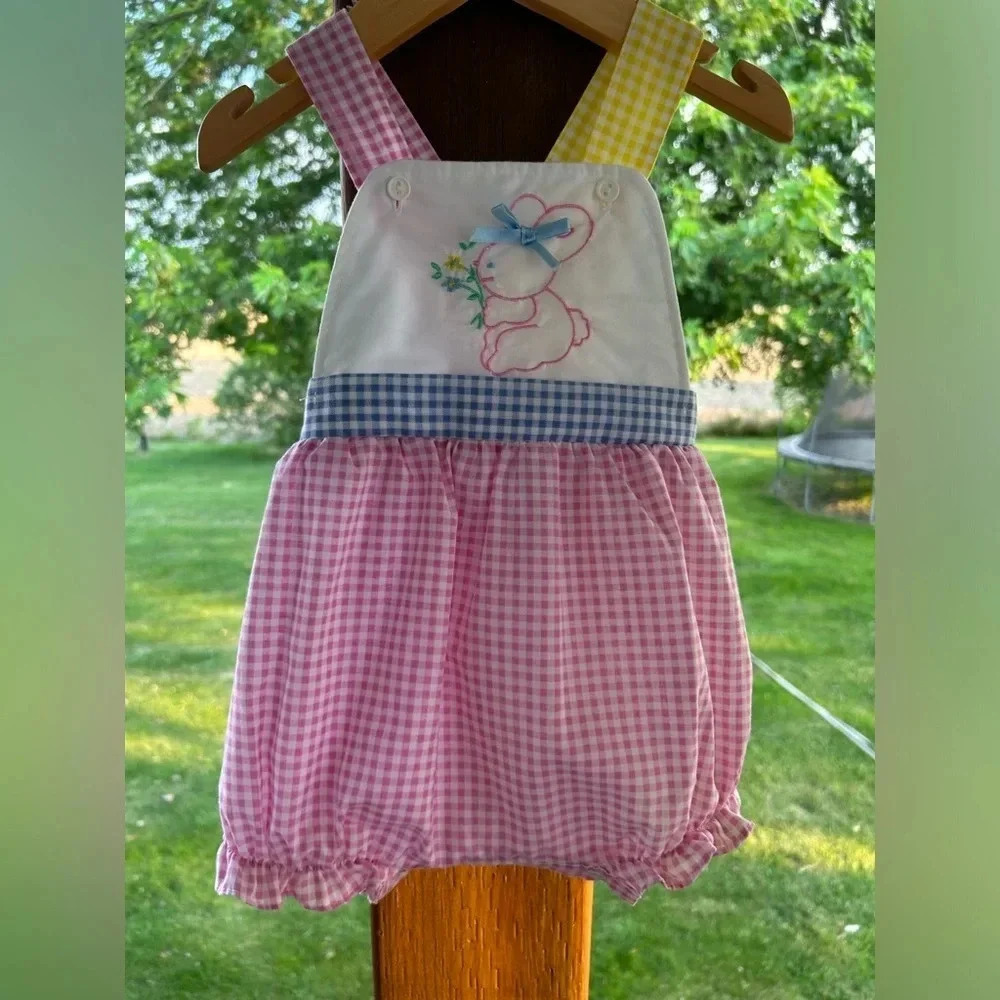 Vintage Bunny Romper Size 0-3  Months​